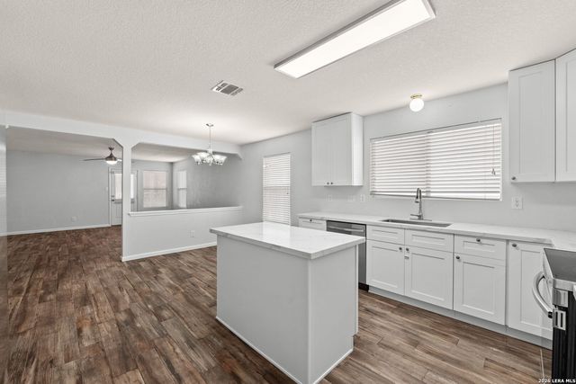27119 Rustic Horse, San Antonio, TX 78260