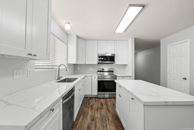 27119 Rustic Horse, San Antonio, TX 78260