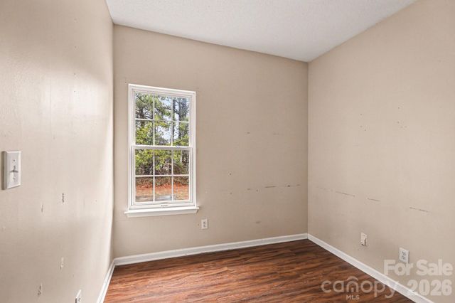 6648 Hampton Way Drive, Charlotte, NC 28213