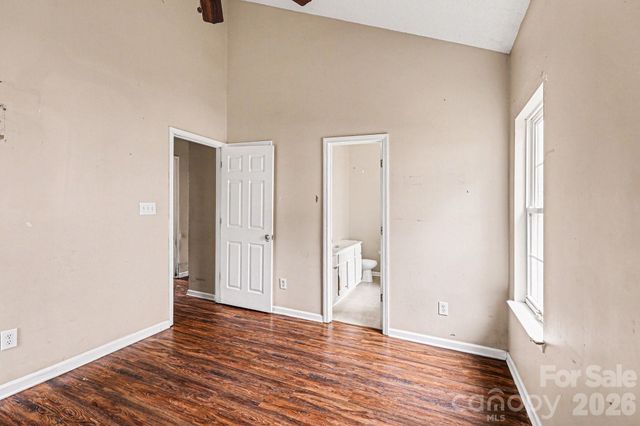 6648 Hampton Way Drive, Charlotte, NC 28213