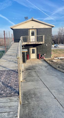 5732 Wall Street, Freedom, IN 47431