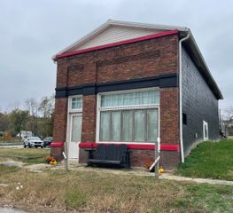 5732 Wall Street, Freedom, IN 47431