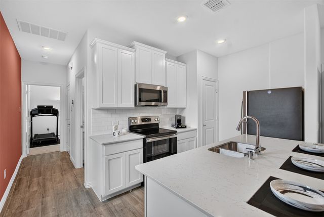 301 Red Cedar Drive, Princeton, TX 75407