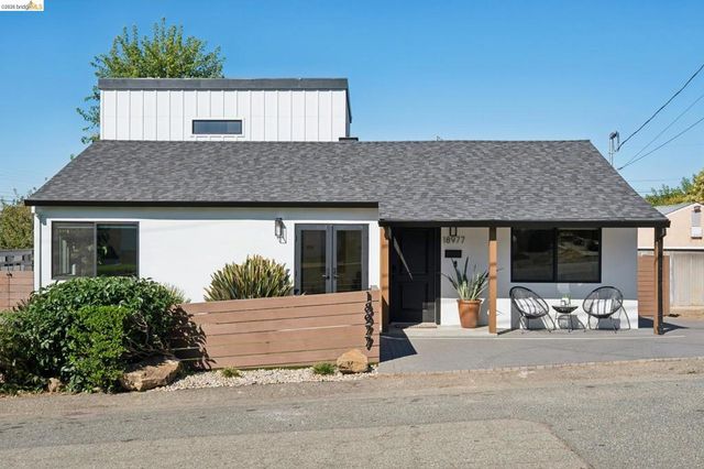 18977 Patton Dr, Castro Valley, CA 94546