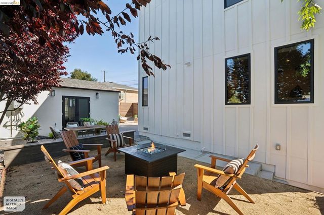 18977 Patton Dr, Castro Valley, CA 94546
