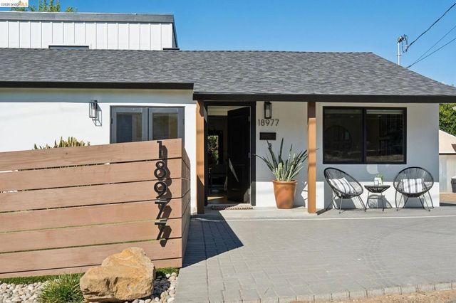 18977 Patton Dr, Castro Valley, CA 94546