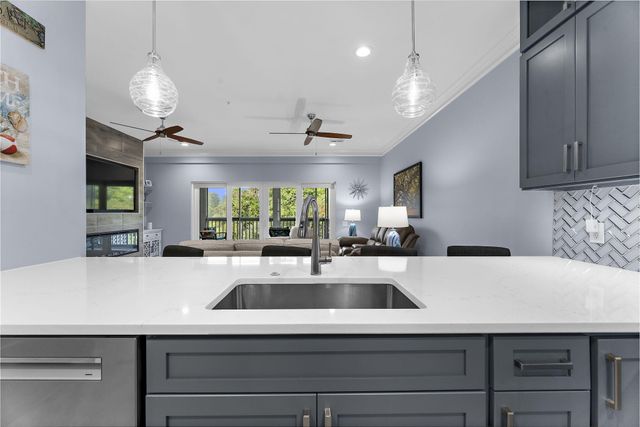 1604 Hopeman Lane, Mount Pleasant, SC 29466