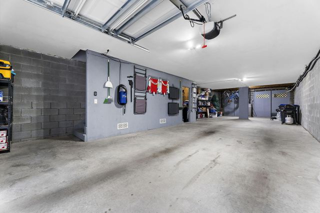 1604 Hopeman Lane, Mount Pleasant, SC 29466