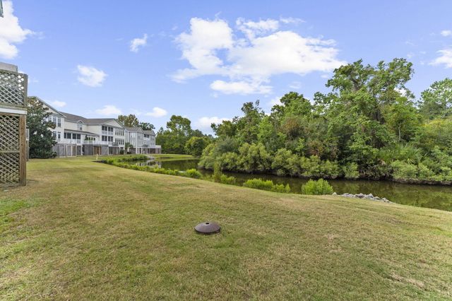 1604 Hopeman Lane, Mount Pleasant, SC 29466