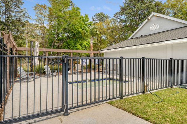 1604 Hopeman Lane, Mount Pleasant, SC 29466