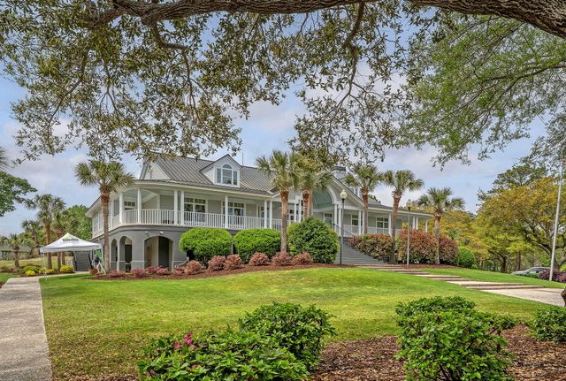 1604 Hopeman Lane, Mount Pleasant, SC 29466