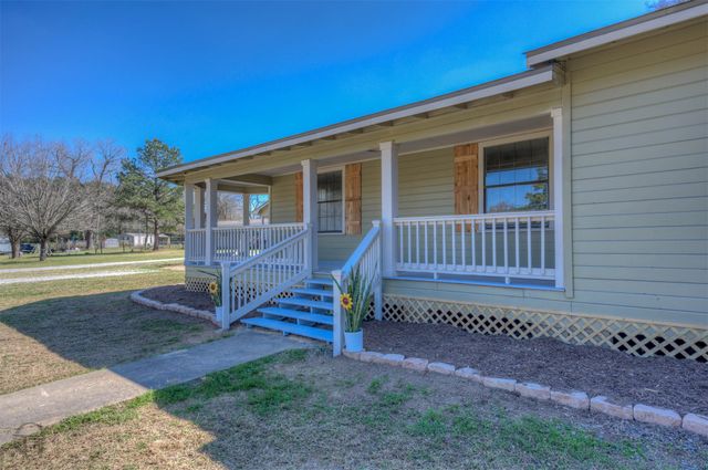 6343 President, Keithville, LA 71047