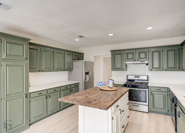 6343 President, Keithville, LA 71047