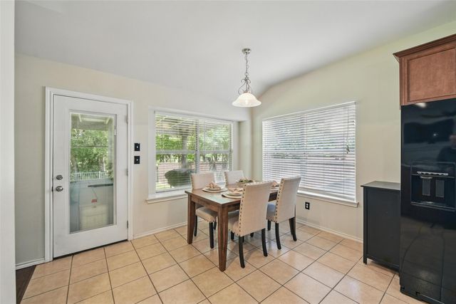 6008 Creekway Drive, Denton, TX 76226