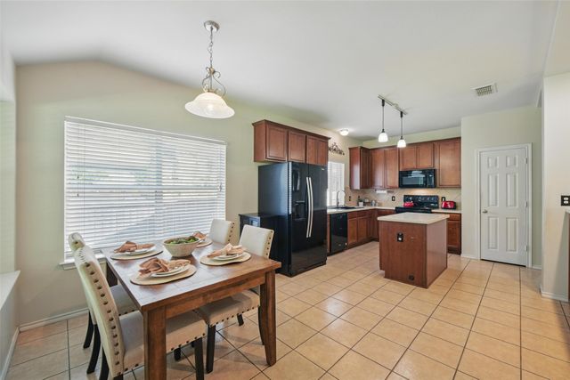 6008 Creekway Drive, Denton, TX 76226