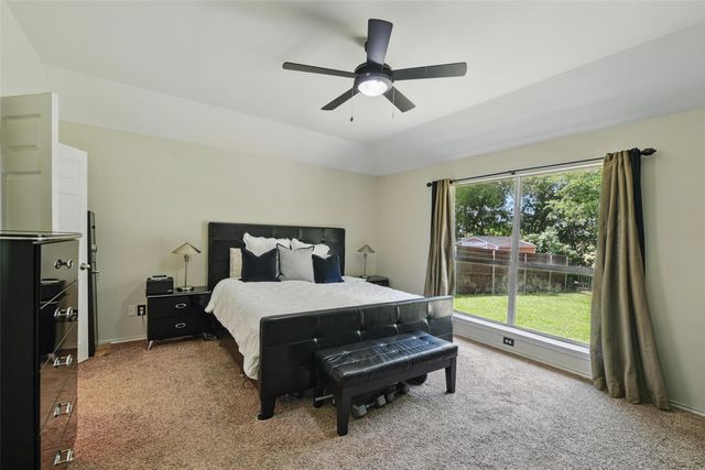 6008 Creekway Drive, Denton, TX 76226