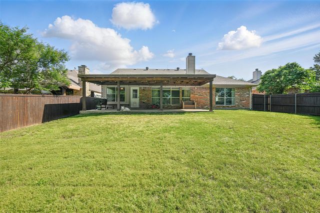 6008 Creekway Drive, Denton, TX 76226