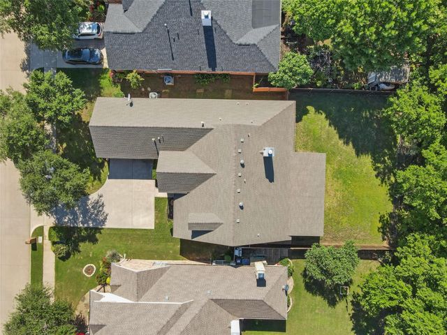 6008 Creekway Drive, Denton, TX 76226
