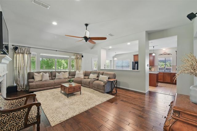 6008 Creekway Drive, Denton, TX 76226