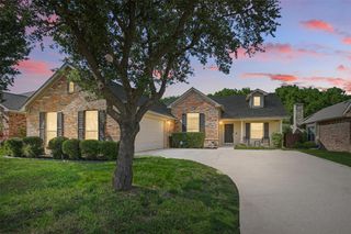 6008 Creekway Drive, Denton, TX 76226