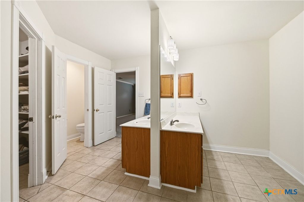 Image 19 of property listing at 12230 Stable Pass, San Antonio, TX 78249