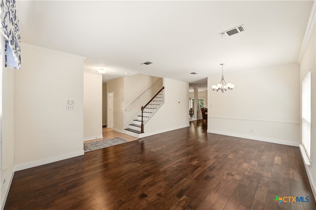 Image 3 of property listing at 12230 Stable Pass, San Antonio, TX 78249