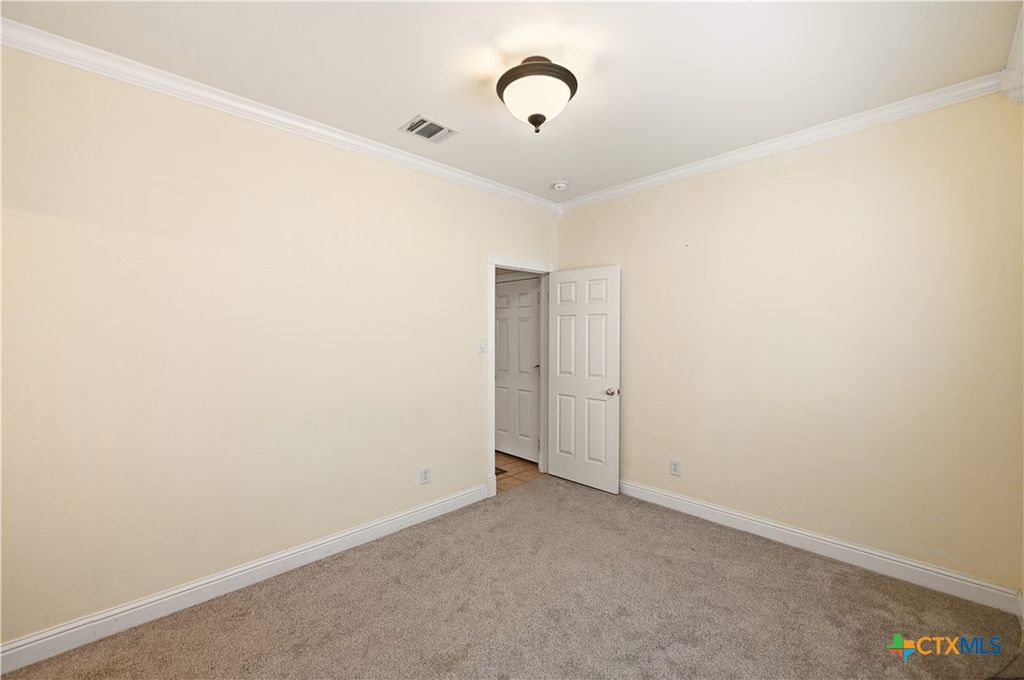 Image 35 of property listing at 12230 Stable Pass, San Antonio, TX 78249