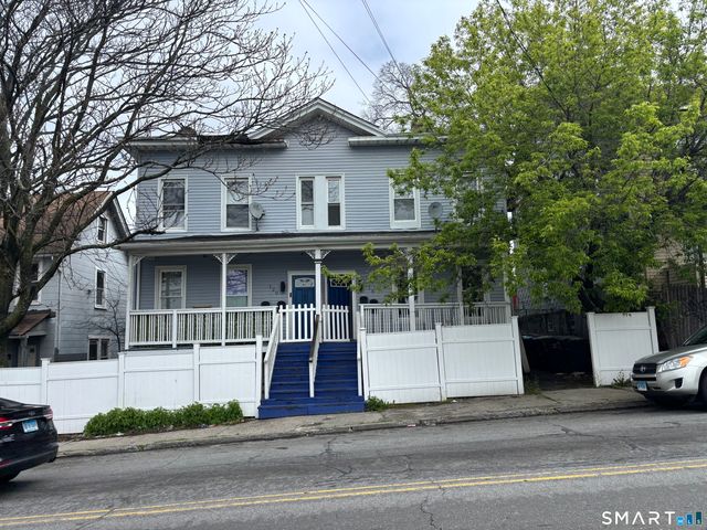 118-120 Pequonnock Street, Bridgeport, CT 06604