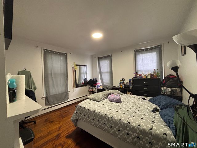118-120 Pequonnock Street, Bridgeport, CT 06604
