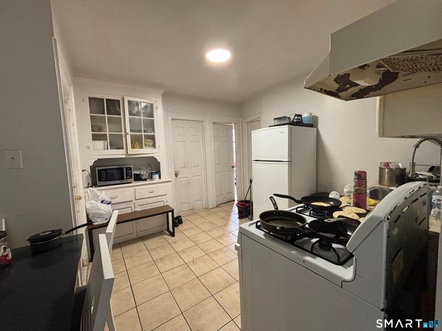 118-120 Pequonnock Street, Bridgeport, CT 06604