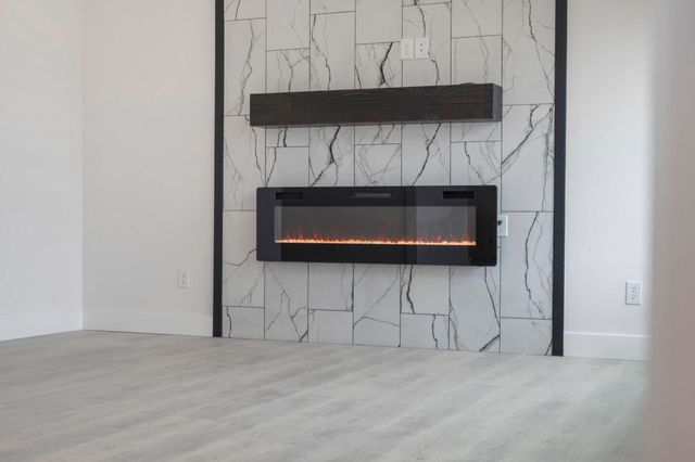 118 E Acacia Circle, Clever, MO 65631