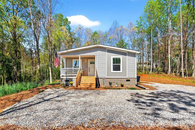 55 Cypress Road, Marion, NC 28752
