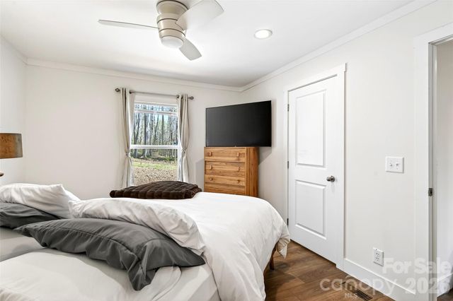 55 Cypress Road, Marion, NC 28752