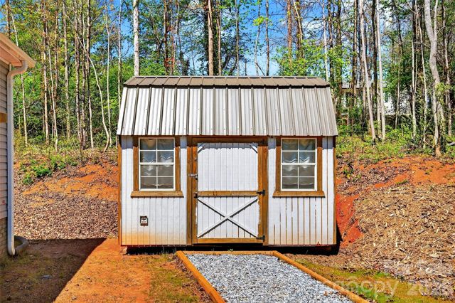 55 Cypress Road, Marion, NC 28752