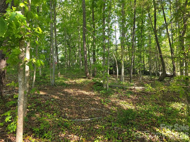 55 Cypress Road, Marion, NC 28752