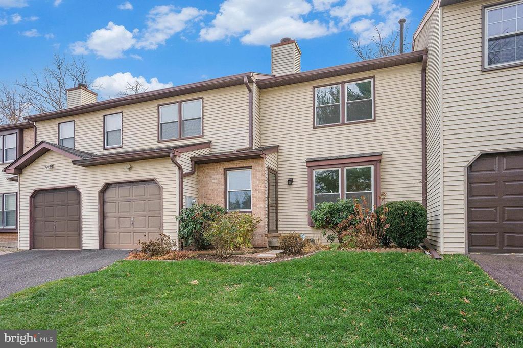 2580 ALLISON DR, Pottstown, PA 19464