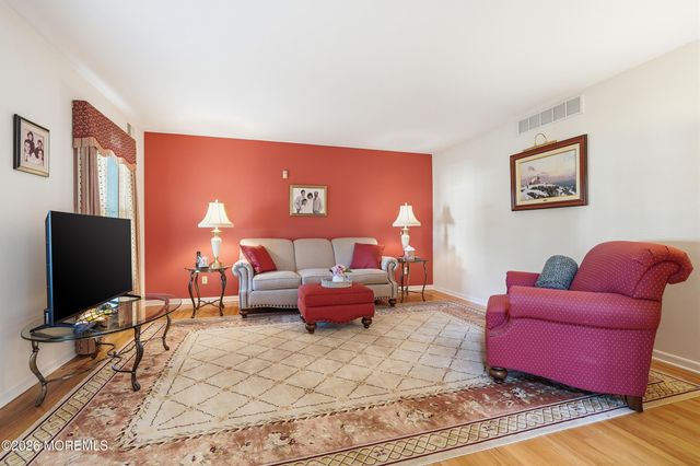 2110 Orien Road, Toms River, NJ 08755