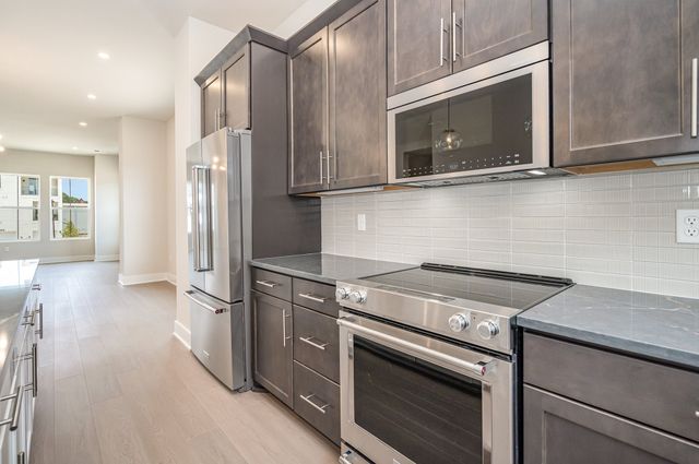 716 41st Ave, N, Nashville, TN 37209