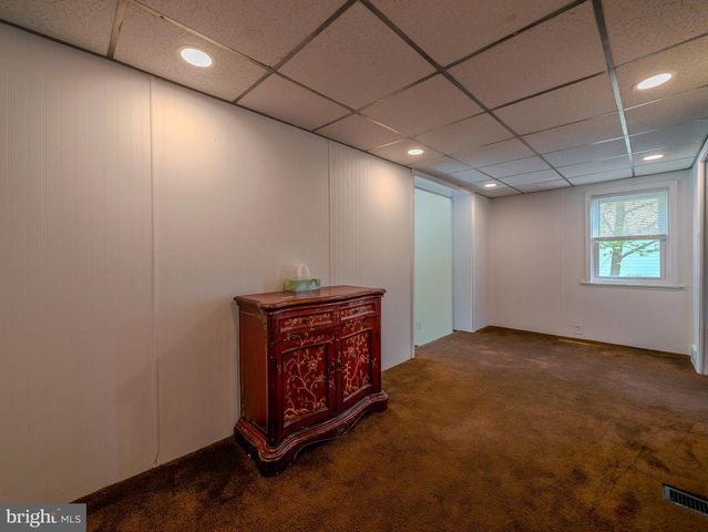 424 HOLMES RD, Morton, PA 19070