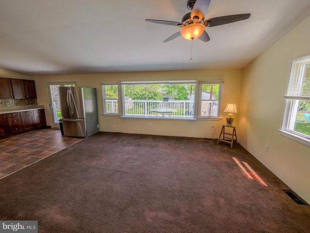 424 HOLMES RD, Morton, PA 19070