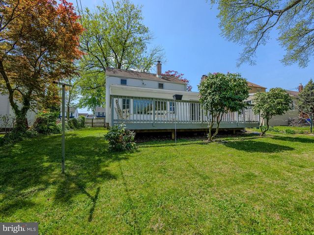 424 HOLMES RD, Morton, PA 19070