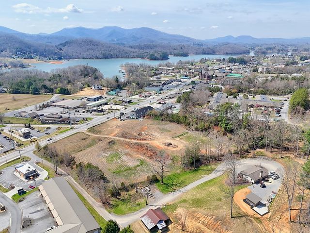 200 E Highway 76, Hiawassee, GA 30546