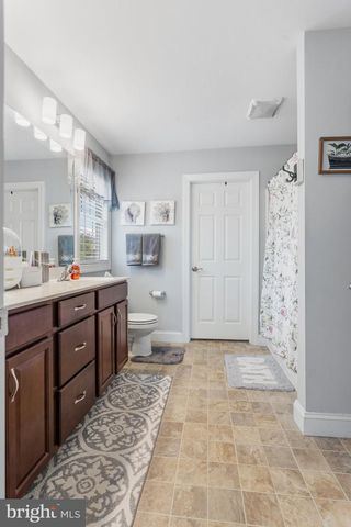 385 BARCLAY DR, Red Lion, PA 17356