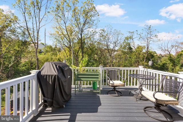 385 BARCLAY DR, Red Lion, PA 17356