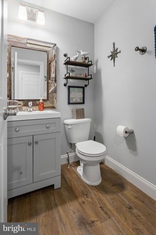 385 BARCLAY DR, Red Lion, PA 17356