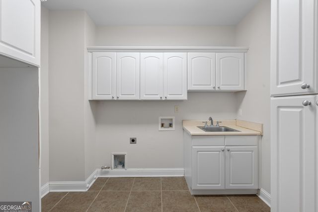 260 Addison Drive, Fayetteville, GA 30215