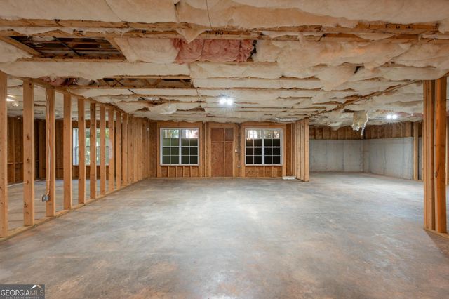 260 Addison Drive, Fayetteville, GA 30215