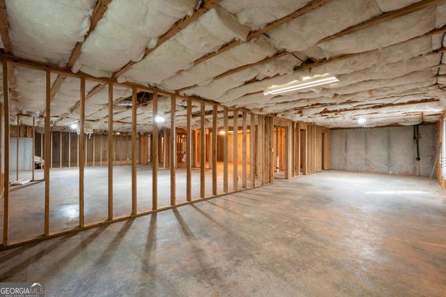 260 Addison Drive, Fayetteville, GA 30215