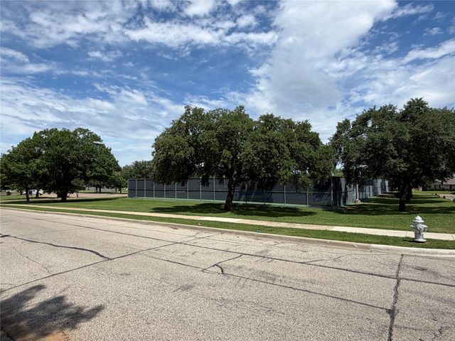 2116 Placid Drive, Carrollton, TX 75007