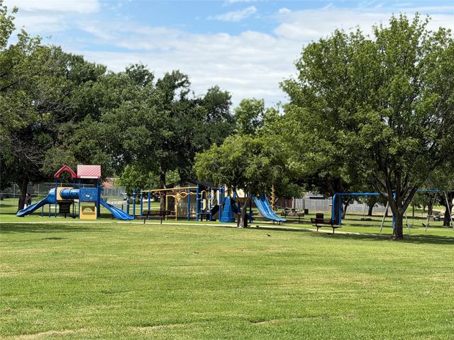 2116 Placid Drive, Carrollton, TX 75007